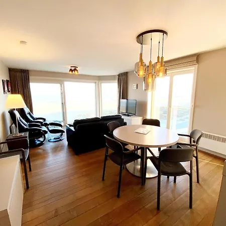 Seawind 503 With Frontal Sea View Apartment Nieuwpoort