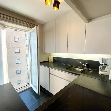 In Near The * Ньивпорт